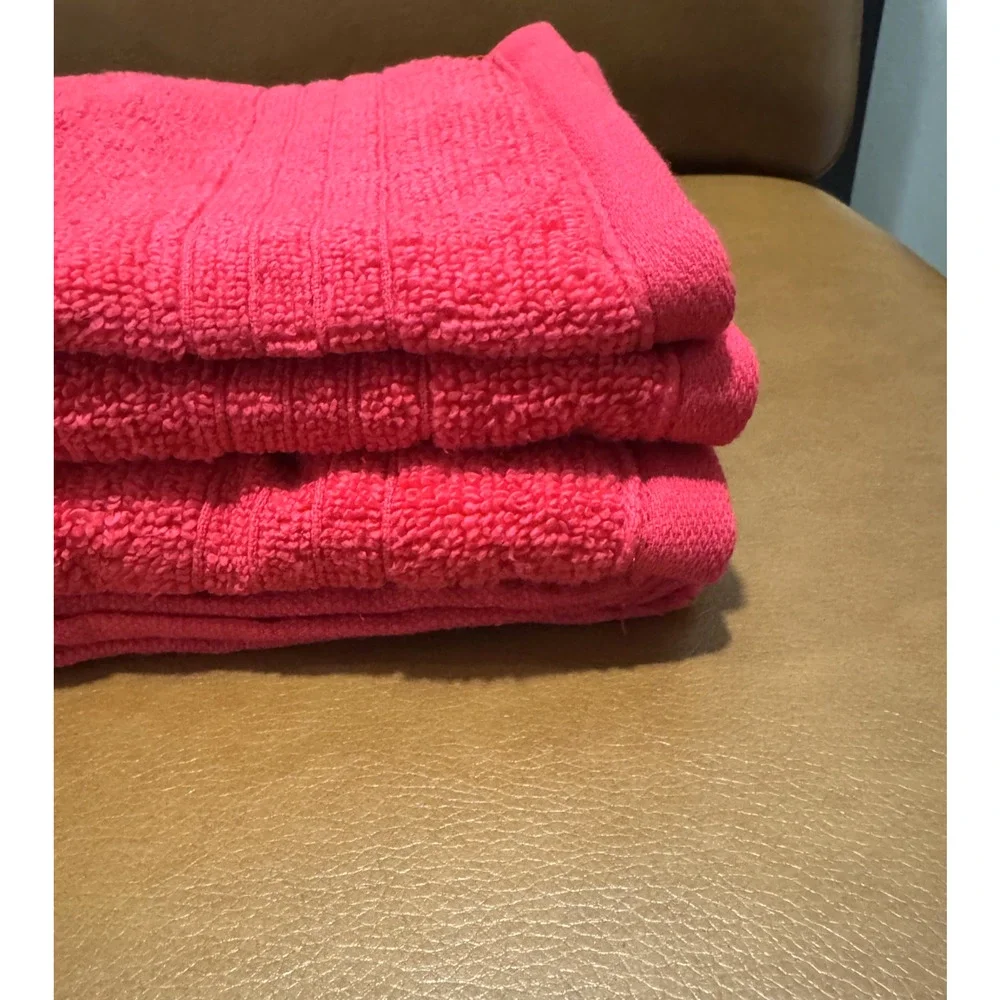 Tommy Hilfiger 4 Piece Wash Cloth Set Absorbent Cotton Hot Pink 13in X 13in